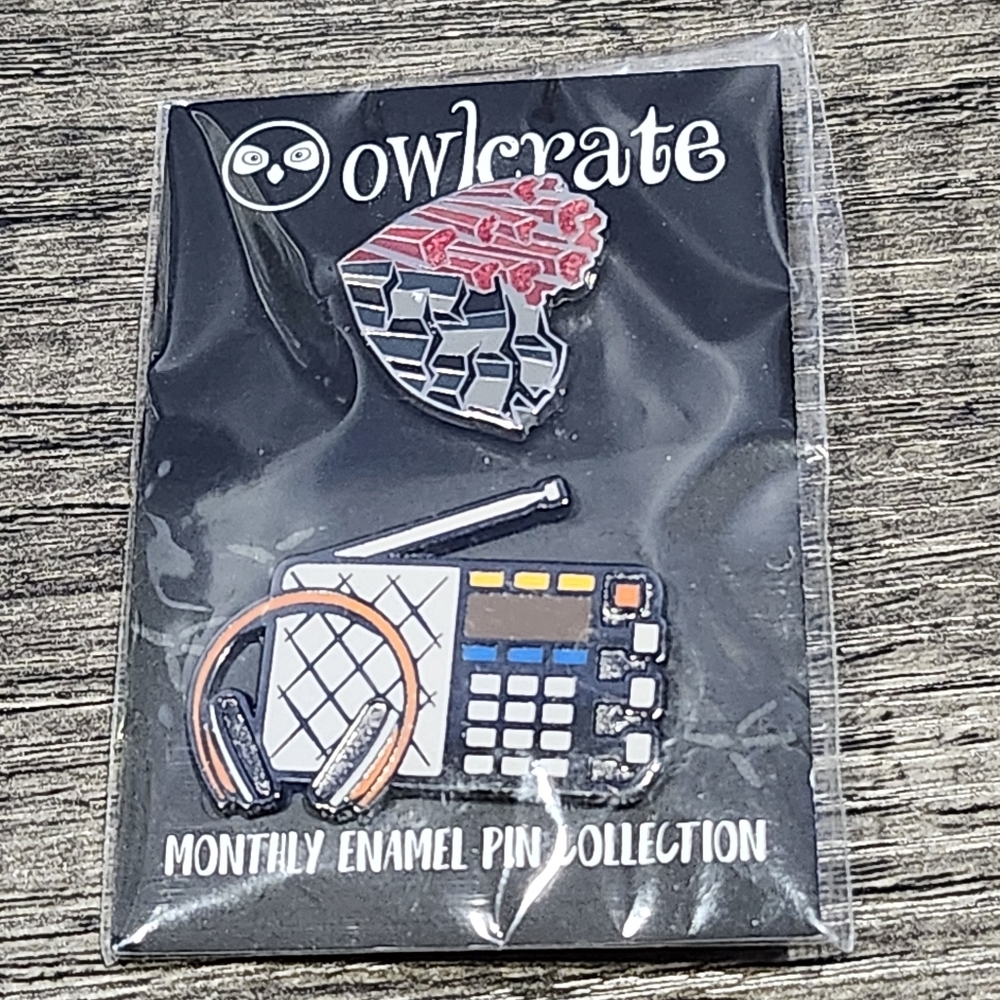 Owlcrate Pin Box #56 October 2019 Dawn of the New World Heart Boombox Headphones
